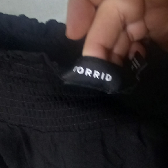 Torrid Black Pull-On High-Rise Gauze Short Size 3X - Picture 4 of 5